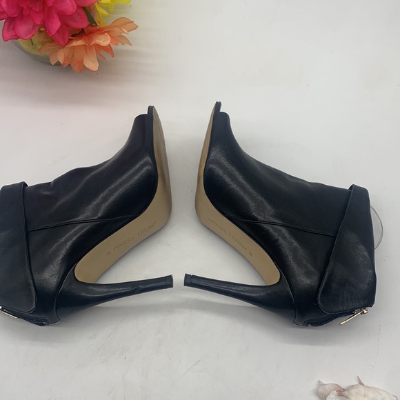 Ivanka Trump Itderri Black Leather Peep Toe Heeled Ankle Boot Size 8.5 BAB4129D - Picture 6 of 9